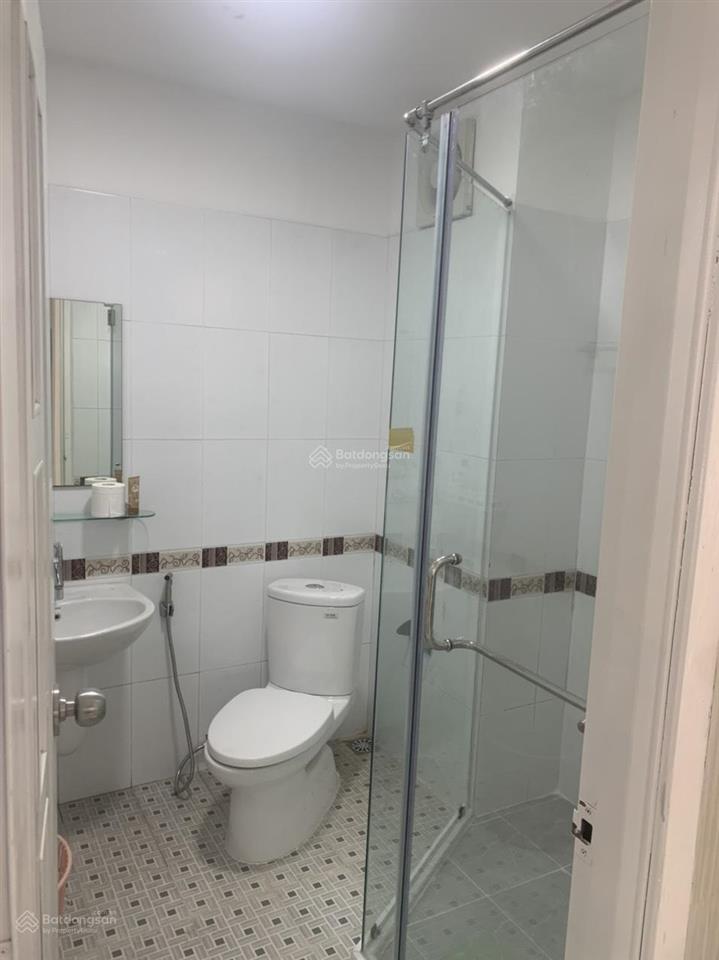 Cần cho thuê căn hộ chung cư orient apartment, 331 đường bến vân đồn, phường 1, quận 4