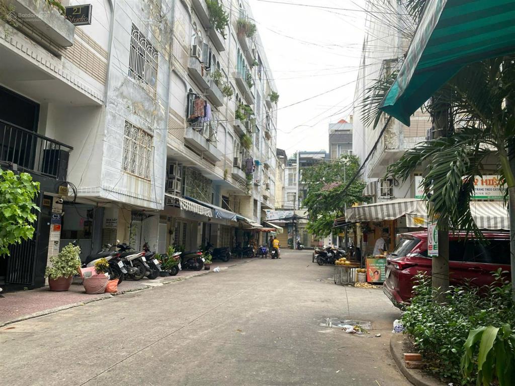 Cần bán chung cư tân vĩnh tầng trệt, phường 6, quận 4, diện tích nhà ngang 4 m dài 9 m