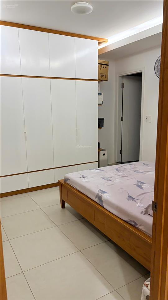 Cần cho thuê căn hộ cao ốc h2 đ/c 196 hoàng diệu, 109 hoàng văn thụ, phường 9, quận 4