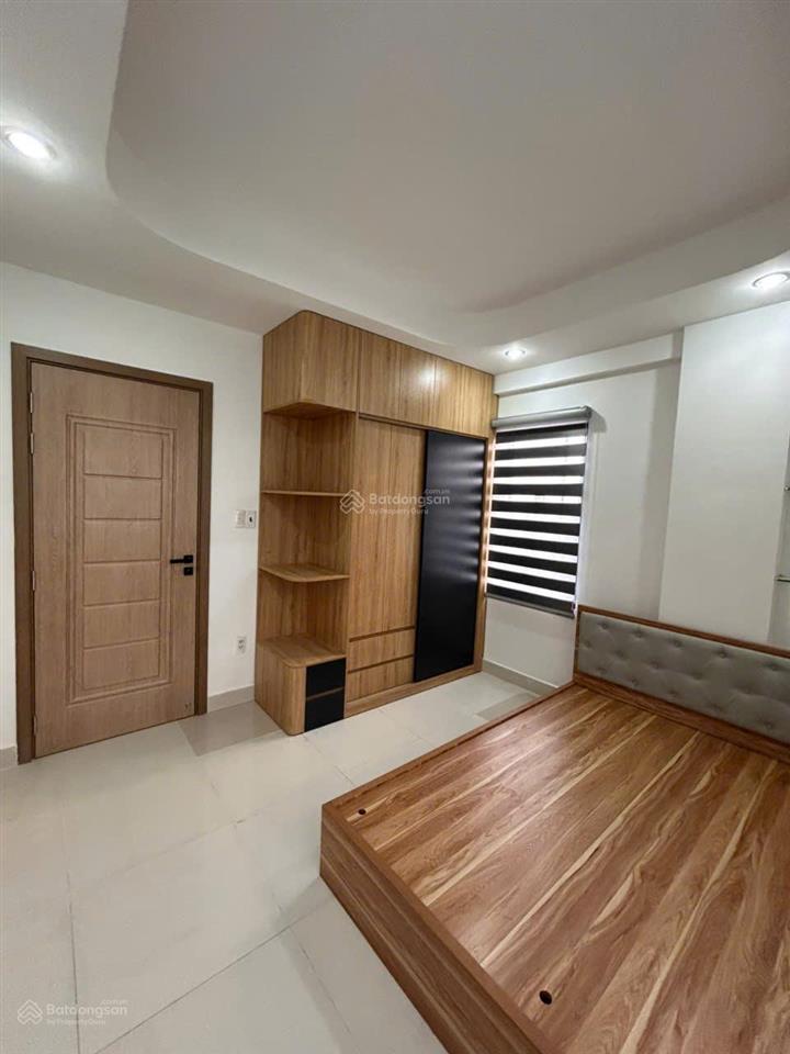 Cần cho thuê căn hộ b5 số 12b, đường 48, phường 3, quận 4, tp. hcm, diện tích 80m2, 3 phòng ngủ