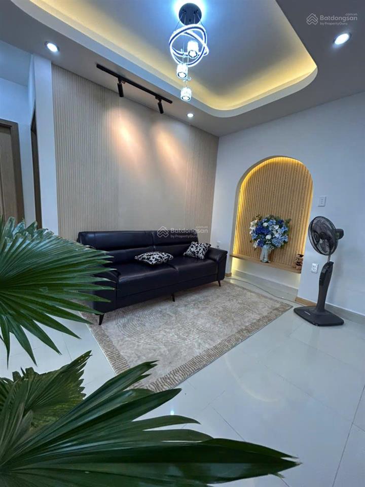 Cần cho thuê căn hộ b5 số 12b, đường 48, phường 3, quận 4, tp. hcm, diện tích 80m2, 3 phòng ngủ
