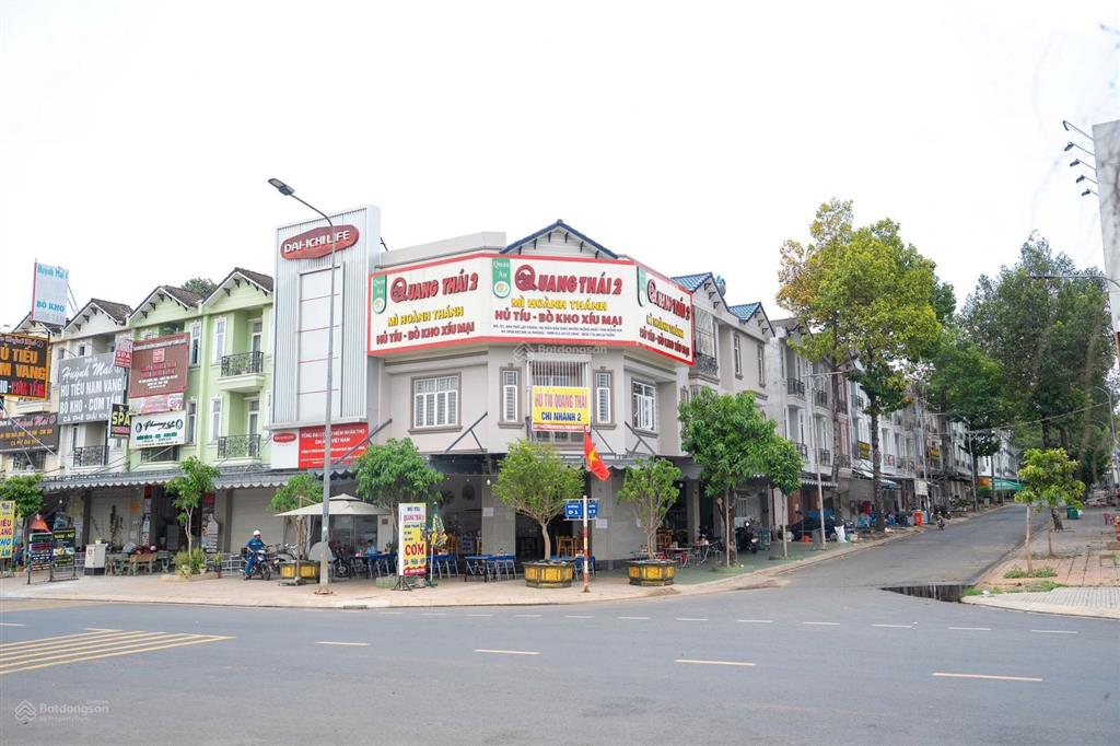 Đất nền ngã 4 dầu giây đồng nai mặt tiền quốc lộ 1a sổ hồng sẵn chỉ 15,7tr/m2