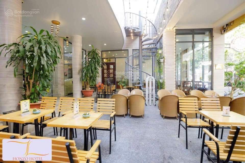 Nhà 8 tầng trung tâm bàn cờ nha trang giáp minh khai, ngang 16m và gần biển