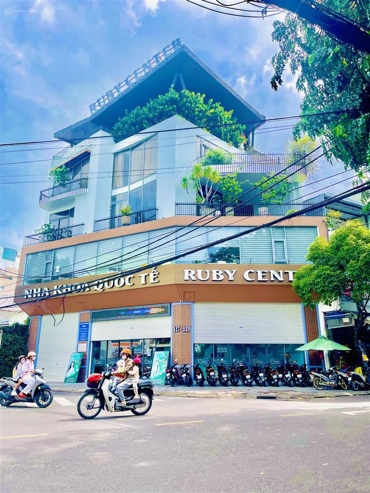 Nhà phố 5 tầng góc 2 mặt tiền trung tâm bàn cờ nha trang