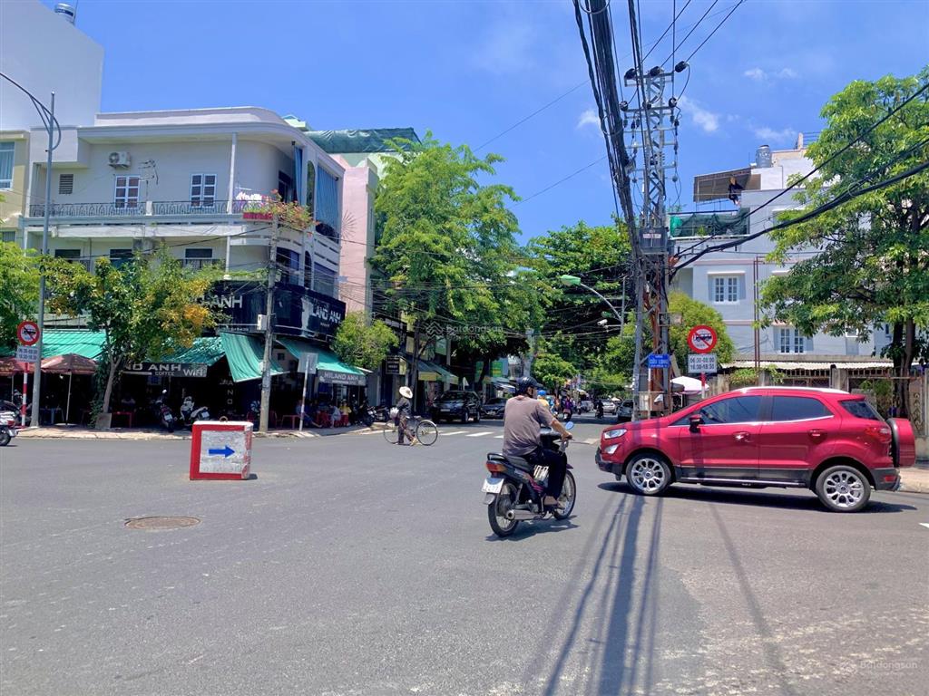 Nhà phố 5 tầng góc 2 mặt tiền trung tâm bàn cờ nha trang