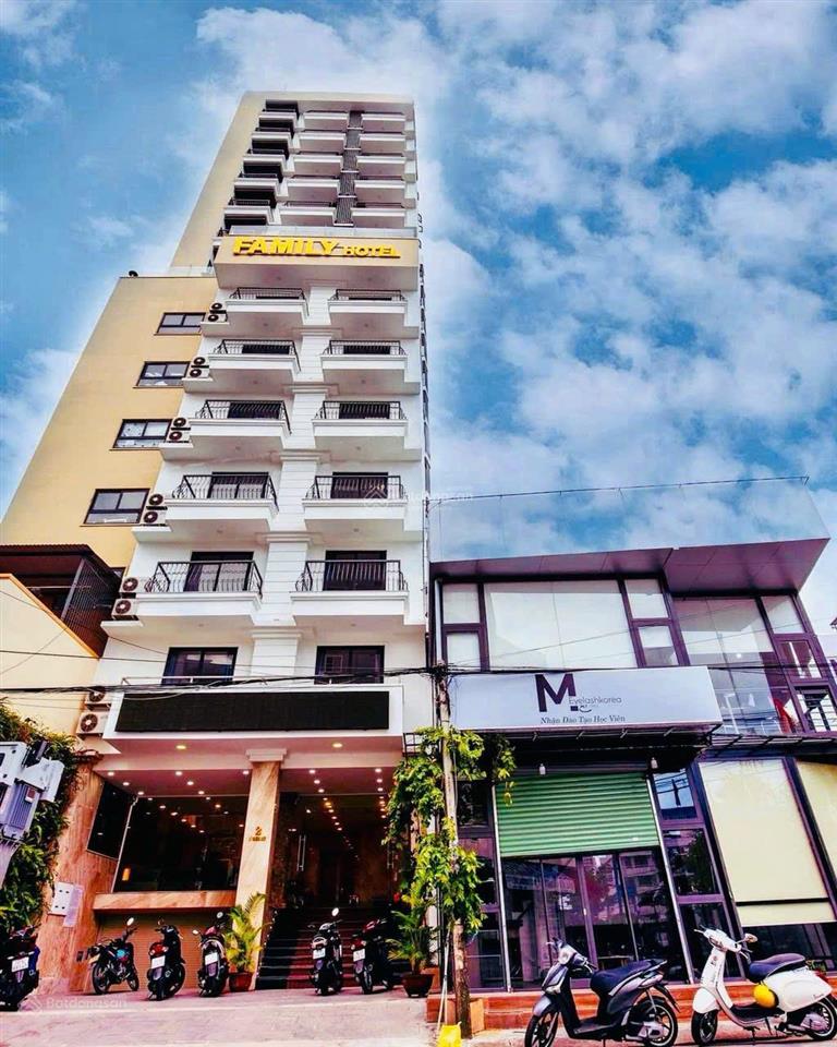Bán gấp khách sạn 16 tầng trung tâm nha trang, gần biển có bãi tắm, gần chợ đầm