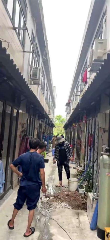 cần bán nhà. ĐC: Ấp 2, xã Hựu Thạnh, Đức Hòa, Long An. Đã có nước máy