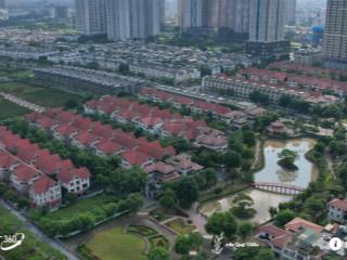 Bán gấp bt an hưng, 240m2 hướng đông nam. giá cực tốt