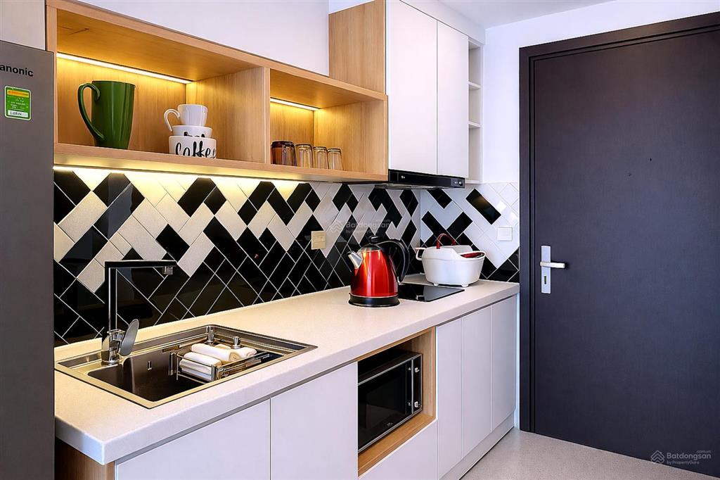 Cho thuê studio 28m2 full nội thất cao cấp rivergate 151 bến vân đồn, ở ngay