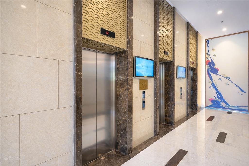 Bán officetel rivergate 151 bến vân đồn q4, 46.5m2 full nội thất, view sông, dòng tiền tốt