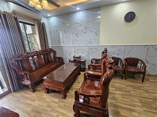 Cần cho thuê căn nhà riêng 83m2 gồm 2p ngủ, gần đại sứ quán hàn quốc giá 7tr 0967 555 ***