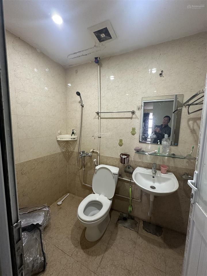 Bán gấp cc 56m2 ở đông ngạc, 3,75 tỷ gồm 2 phòng ngủ, phòng khách siêu đẹp, 0967 555 ***