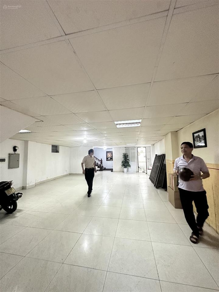 Chủ nhà cho thuê 100m2 sàn làm văn phòng cty, phòng vé máy bay giá 10tr