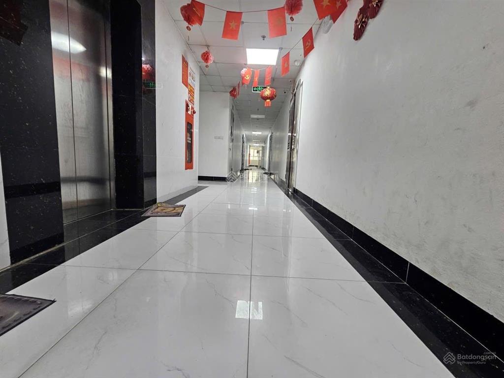 Chính chủ bán căn thương mại 68m2 sổ đỏ lâu dài ecohome1 phường đông ngạc 0967 555 ***