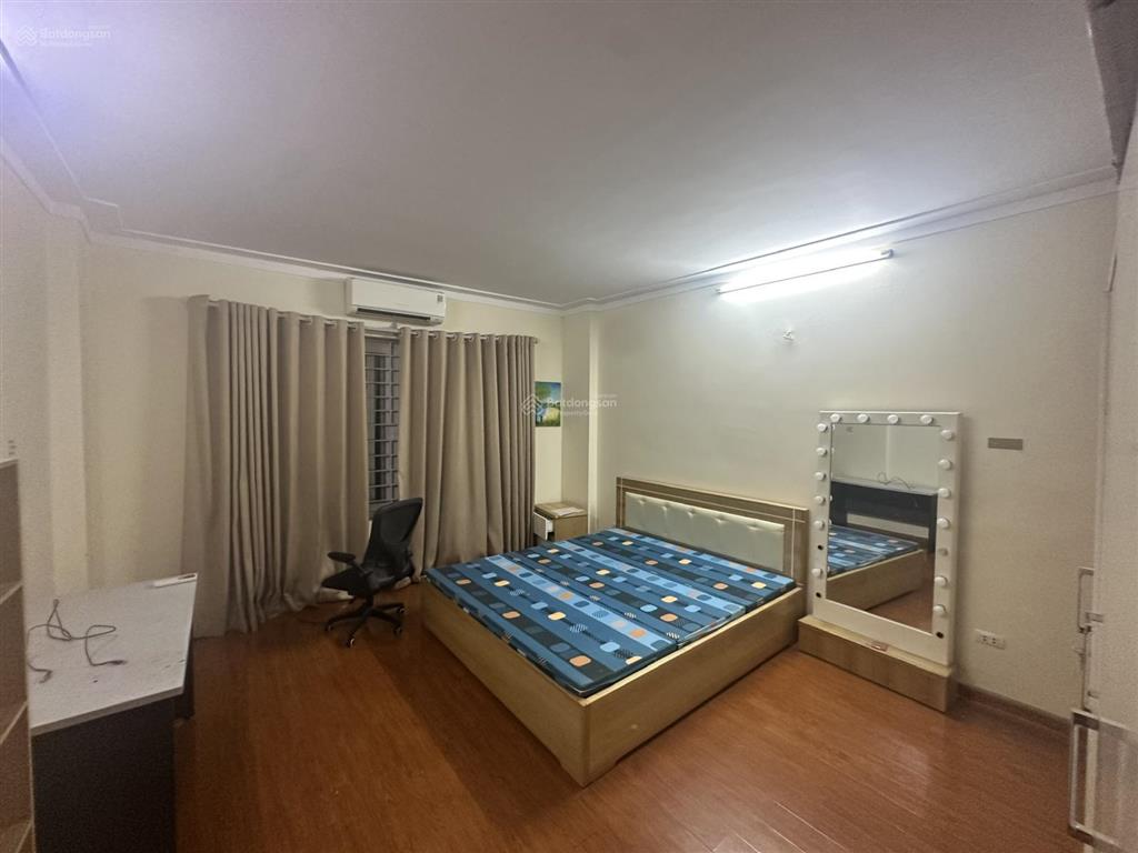 Chính chủ cho thuê nhà 5 tầng tổng diện tích 150m2 full đồ tại xuân đỉnh giá 10tr 0967 555 ***