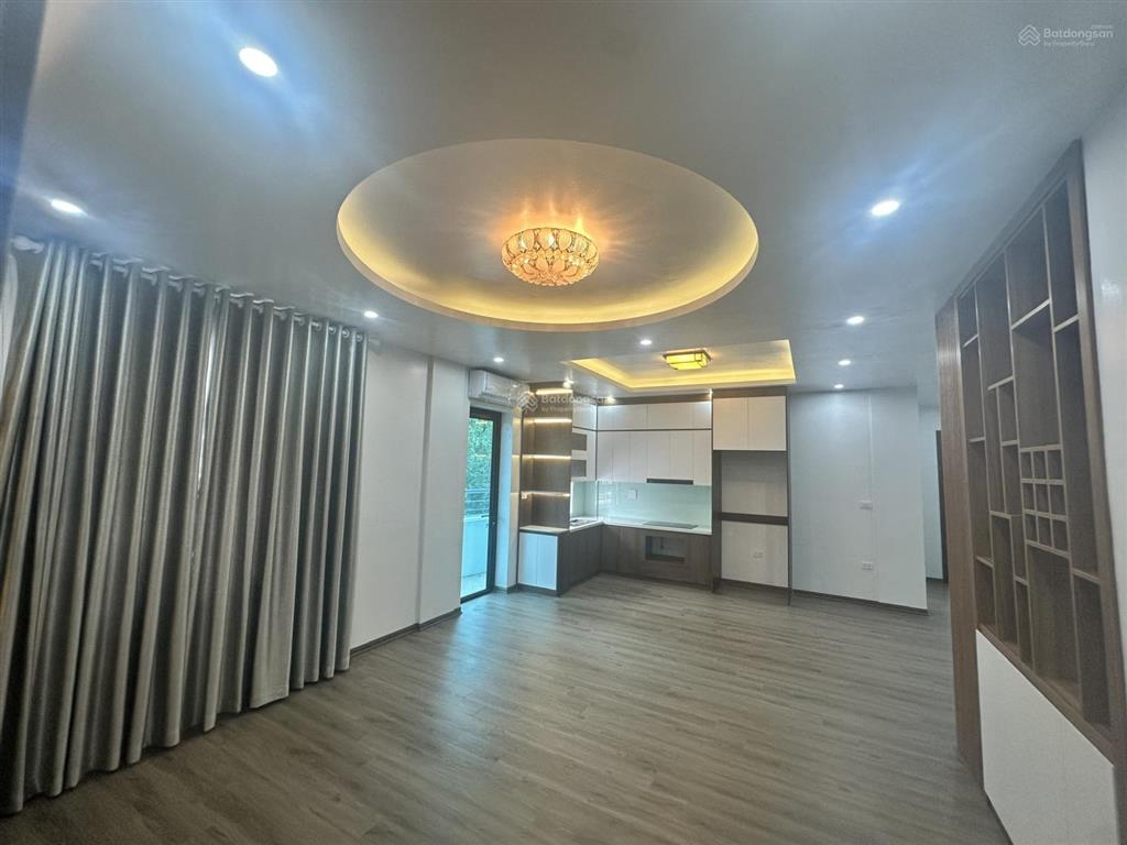 Chính chủ cần bán căn hộ 3p ngủ, 110m2, nhà đẹp tại mễ trì thượng cạnh bộ ngoại giao 0967 555 ***