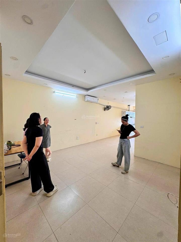 Cho thuê cc 90m2 ở megastar dominium c2 xuân đỉnh, giá cực chất 10,5 triệu vnd