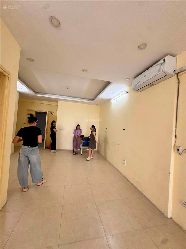 Cho thuê cc 90m2 ở megastar dominium c2 xuân đỉnh, giá cực chất 10,5 triệu vnd