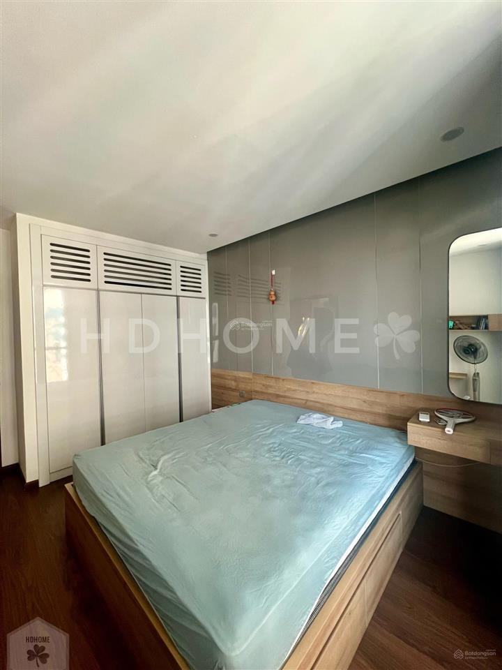 Cần bán nhanh chcc 6th element 1 pn + 1, hướng nam view thoáng full nội thất   0934 339 ***