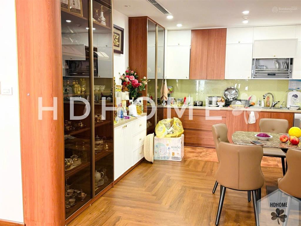 Bán căn hộ mandarin 114,2 m2 đã thiết kế 3 phòng ngủ xinh xắn  full nội thất cao cấp mới