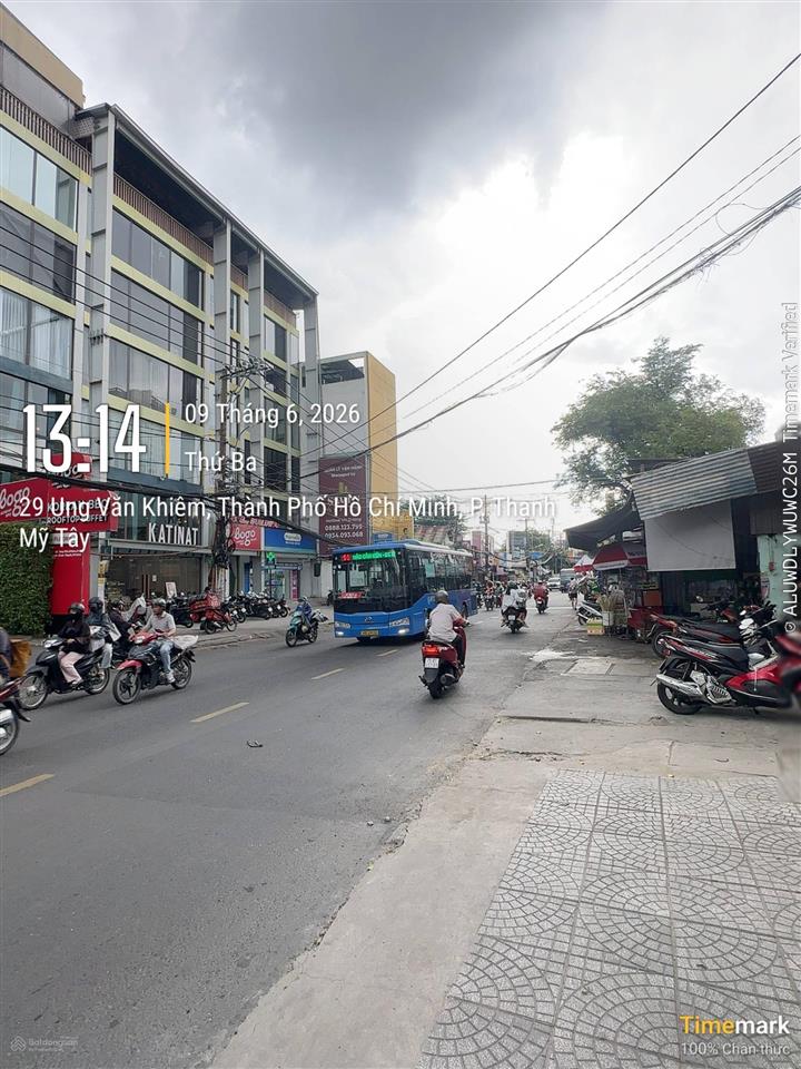 Cho thuê tòa nhà văn phòng mới 100% số 29 ung văn khiêm p thạnh mỹ tây hầm 9 tầng 8x35m, hhmg 1 thg