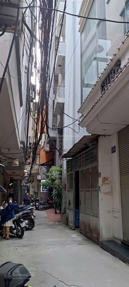 Bán nhà 3 tầng phố xã đàn. dt 81m2. mt 4,7m. h đn. ô tô vào nhà. giá 21,8 tỷ.