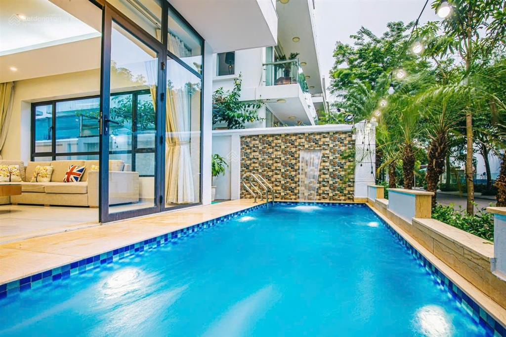 Bán villa flc sầm sơn  chính chủ bán | 216m2 | 7pn | sổ đỏ lâu dài | vị trí trung tâm