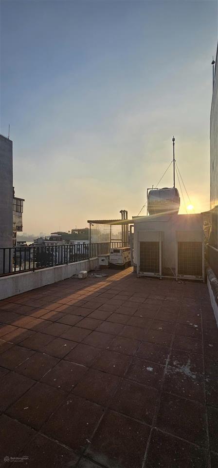 Chính chủ cần bán gấp tòa nhà mặt phố 132 yên phụ  hà nội, giá 45 tỷ có thương lượng