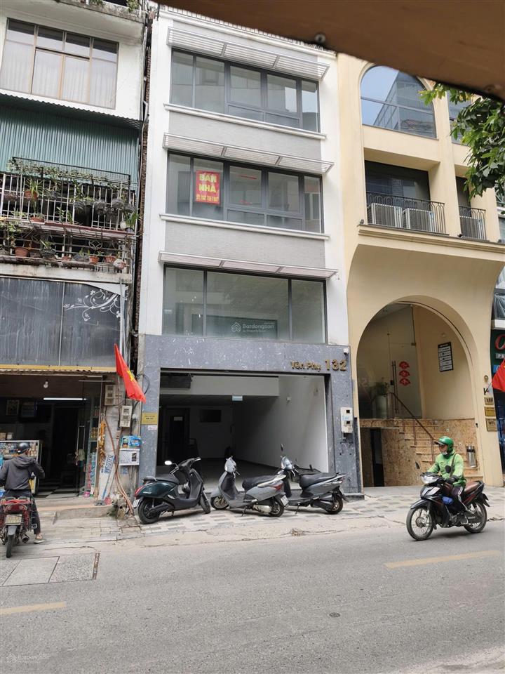 Chính chủ cần bán gấp tòa nhà mặt phố 132 yên phụ  hà nội, giá 45 tỷ có thương lượng