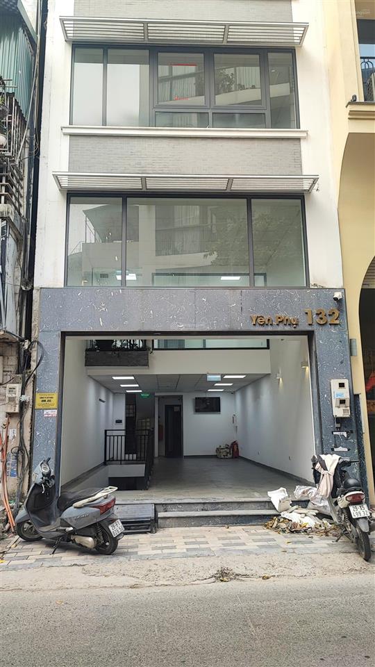Chính chủ cần bán gấp tòa nhà mặt phố 132 yên phụ  hà nội, giá 45 tỷ có thương lượng