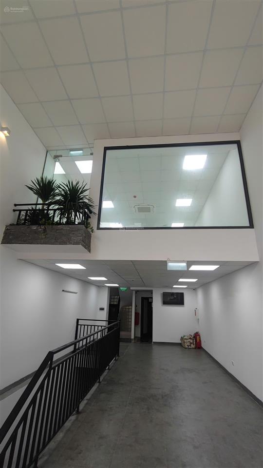 Chính chủ cần bán gấp tòa nhà mặt phố 132 yên phụ  hà nội, giá 45 tỷ có thương lượng