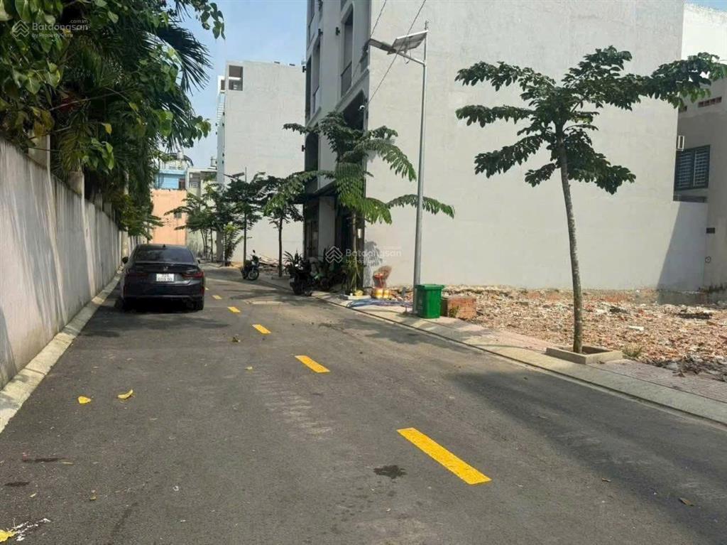 Bán đất huỳnh thị hai, trung mỹ tây đường nhựa