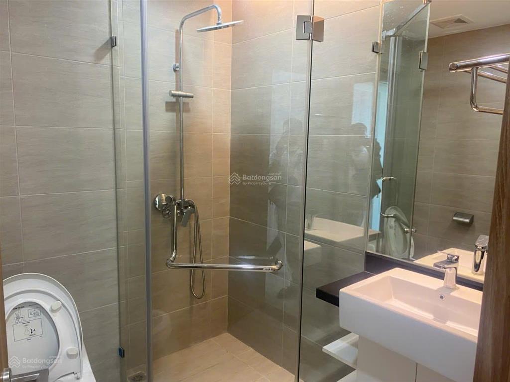 Miễn tg. chuyển nhượng lại căn hộ 70,5m2 (thời hạn 50 năm) chung cư discovery central 67 trần phú