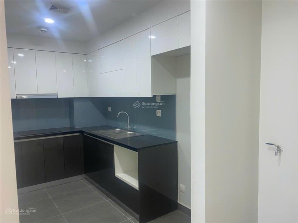 Miễn tg. chuyển nhượng lại căn hộ 70,5m2 (thời hạn 50 năm) chung cư discovery central 67 trần phú