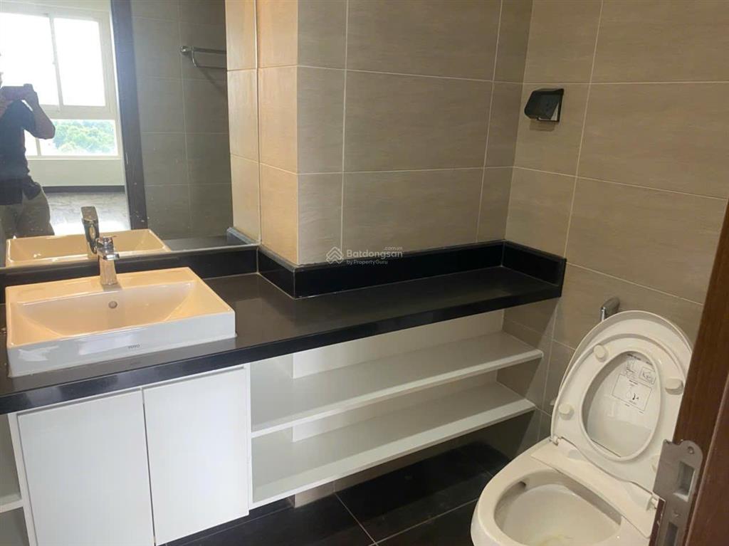 Miễn tg. bán căn hộ 83m2 2 phòng ngủ sở hữu lâu dài discovery 67 trần phú, ba đình