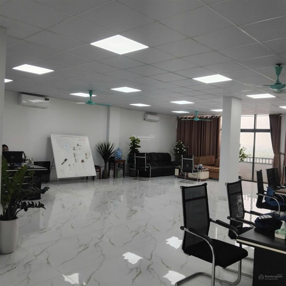 Cho thuê tầng 2,3 tòa nhà xe máy vinfast thanh hà, vị trí siêu đẹp giá cực tốt