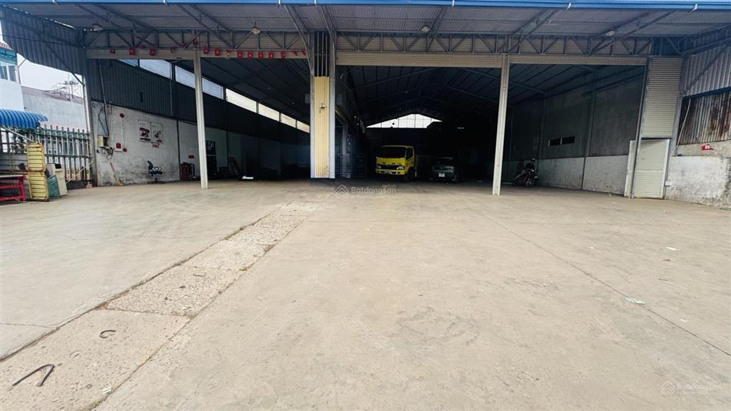 Cho thuê kho mt ql20 tt liên nghĩa dt 20x30m sẵn điện 3 pha, phòng cháy chữa cháy giá 30tr