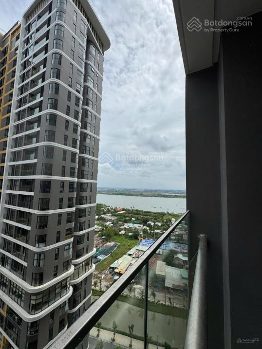 Giá bán cắt lỗ be5 27 vinhomes quận 9 studio giá 2,1 tỷ
