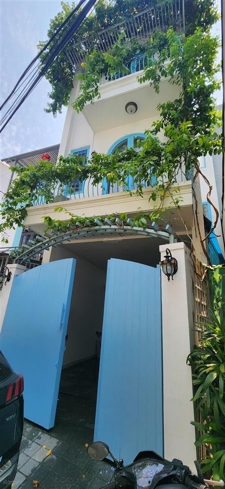 Cho thuê nguyên căn nhà đẹp nguyễn hữu thọ