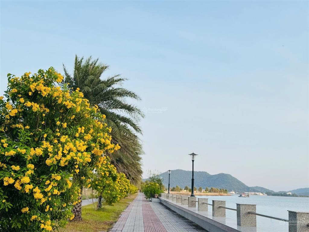Nền góc villa view biển hà tiên,cạnh tiện ích dự án chỉ 8.9 tỷ/412m,sở hữu lâu dài,có sổ/0932 185 ***