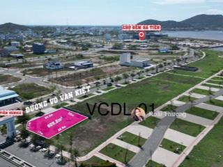 Một nền góc duy nhất mặt tiền đường số 6, võ văn kiệt, 605m2 giá chủ đt, có sổ/0932 185 ***