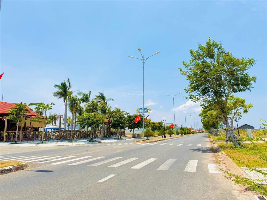 Bán nền villas đường số 6  võ văn kiệt, hà tiên, sổ đỏ, sở hữu lâu dài chỉ 4.9 tỷ/0932 185 ***