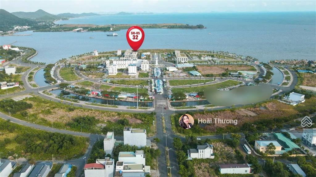 Nhà phố new vegas hà tiên ba mặt giáp biển, căn góc, giá chủ đt 7.5tỷ 107m2 nhà 4tầng 0932 185 ***
