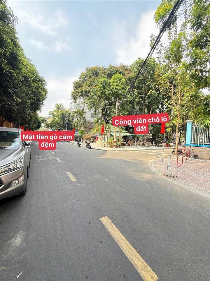 Đất trống hẻm 7m lạc long quân  cách lê đại hành 1km. dt 6,7x12m nở 8.4m
