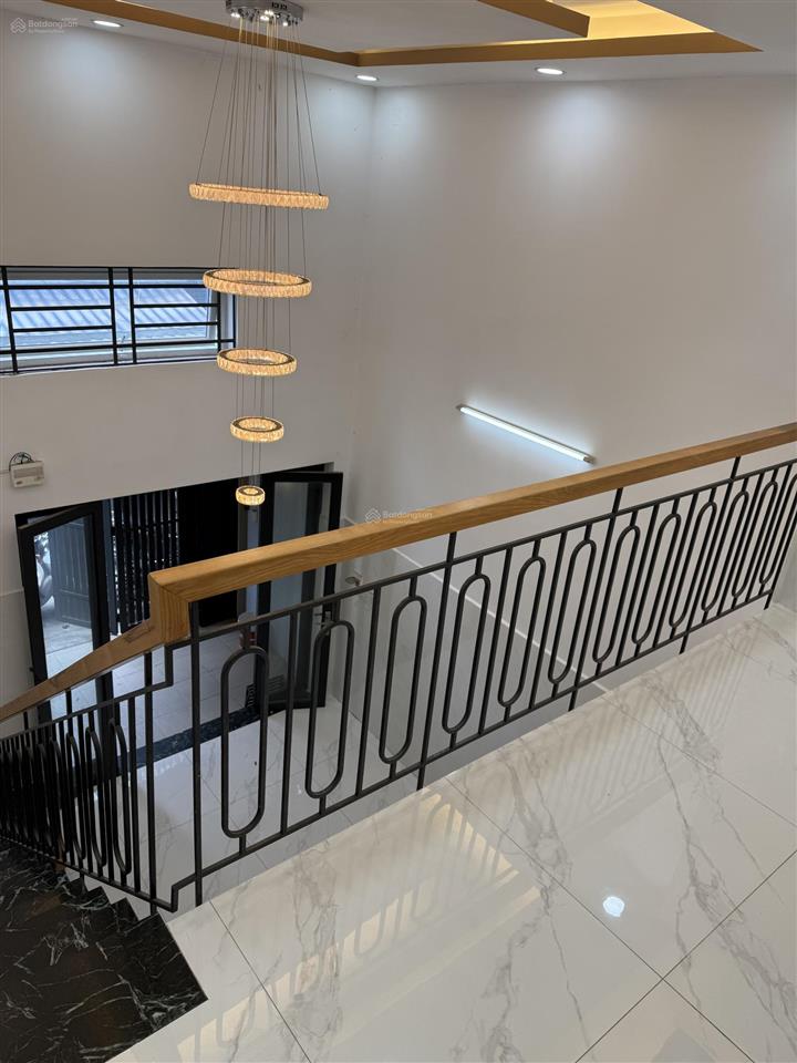 Bán nhà đừơng bảy hiền. tân bình. dt 4,5x14m . 1 lửng nhà mới. giá 9 tỷ