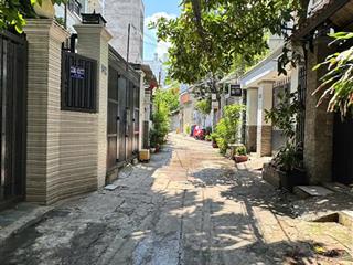 Bán nhà hẻm 4m âu cơ. dt 5x12,6m cn 63m2. giá 5.6 tỷ