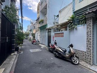 Mặt tiền ngay trần mai ninh. dt 4,6x13,5m nh 4,7m. cấp 4. giá 6.8 tỷ