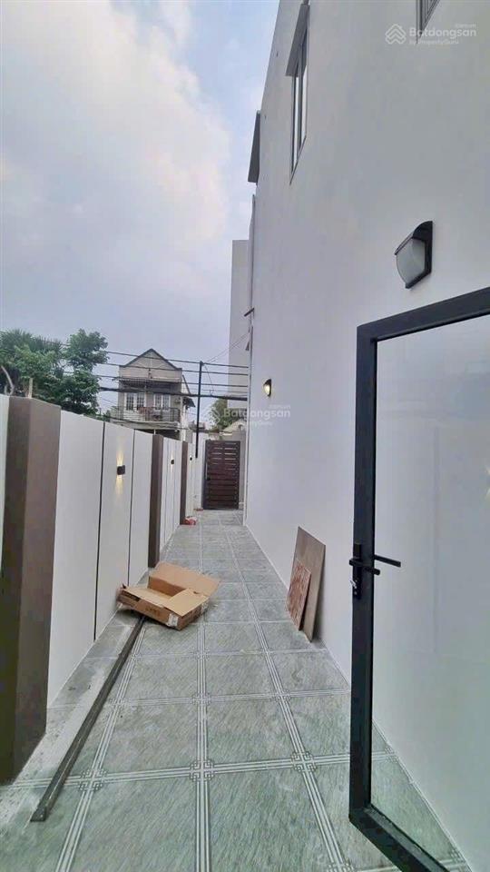 Bán nhà lầu trung tâm 4.5 tỷ kinh doanh, gần chợ đêm biên hùng, 1 sẹc đường chính chỉ 100m