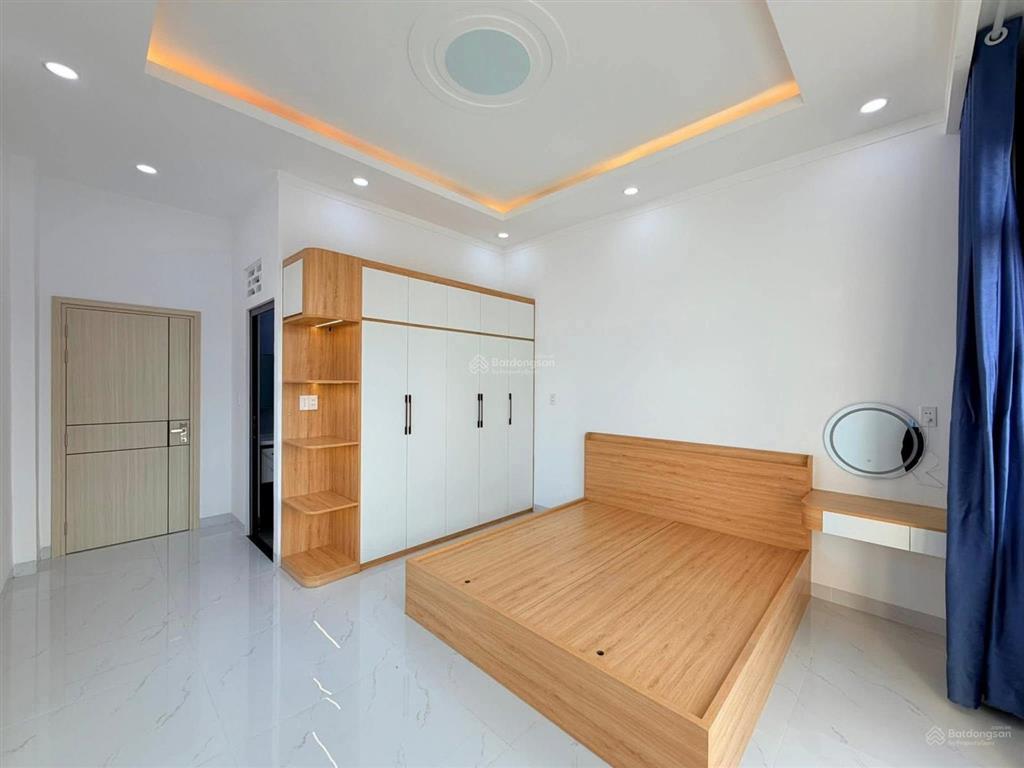 Bán căn góc 2 lầu thuộc kdc bửu long mới p. trấn biên, nhà mới ở hiện đại đầy đủ tiện nghi
