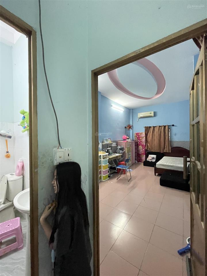 Bán nhà 2 lầu khu viên chức bv 7b, p. tân phong, giá chỉ 4.25 tỷ (81m2) hẻm thông mua bán nhỏ